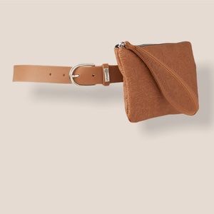 NWT Stone & Co belt bag M tooled leather